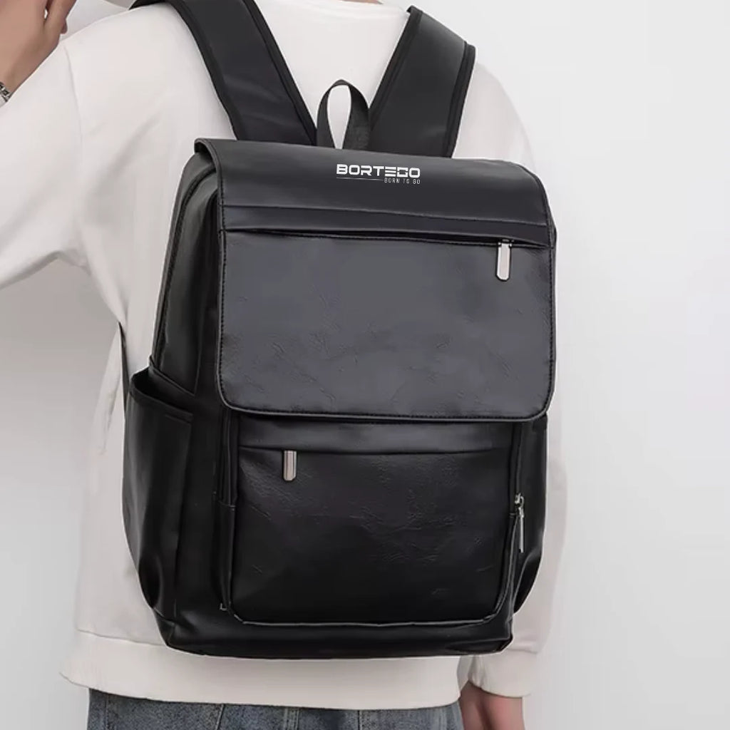 Malaga Pro – Elegant and spacious leather backpack for work and 15.6” laptop