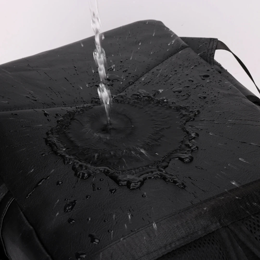 Malaga Pro – Elegant and spacious leather backpack for work and 15.6” laptop