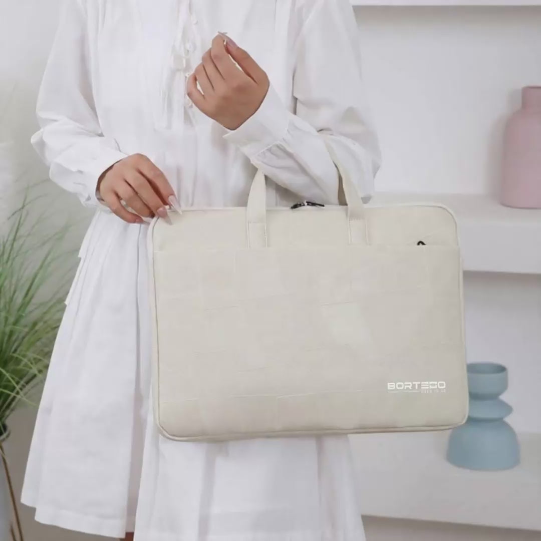 Vienna Elegant 16" Laptop Bag – White